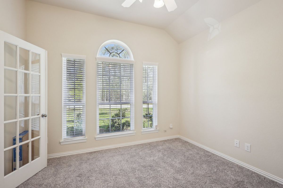 Building Photo - 18473 Railroad Ave