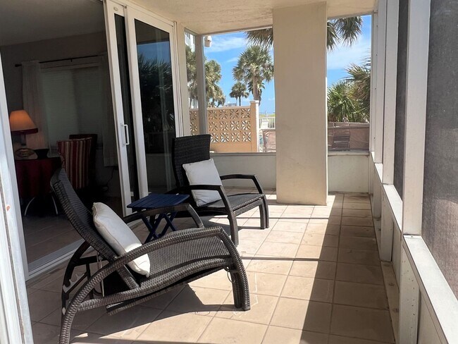 Building Photo - AVAILABLE 2026 Gulf Horizon, Gulf Front, 2BR/2BA 1st Floor Condo