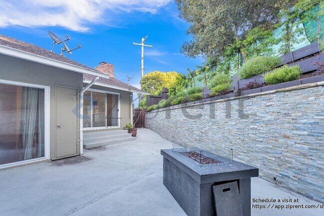 Building Photo - 341 Malcolm Ave