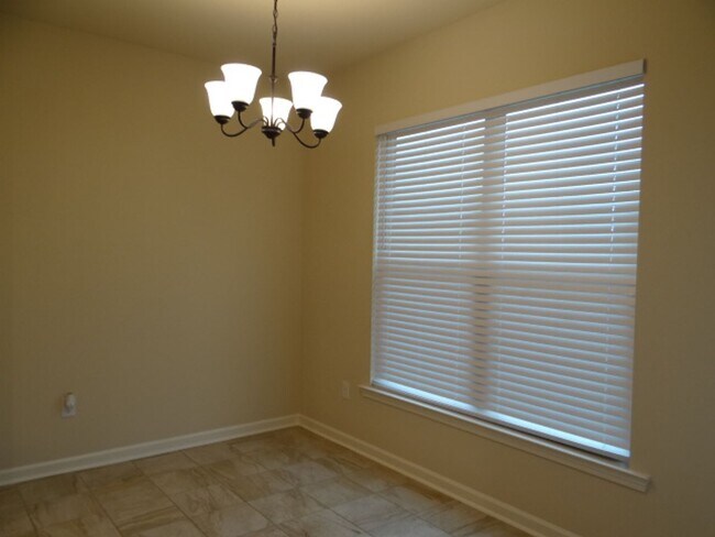 Building Photo - Beautiful Home for Lease in Denham Springs