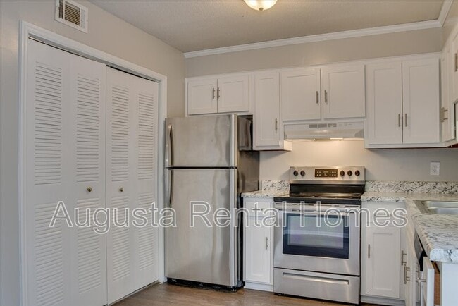 Building Photo - 3081 Parrish Rd