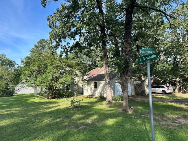 Building Photo - 26601 Primrose Ct