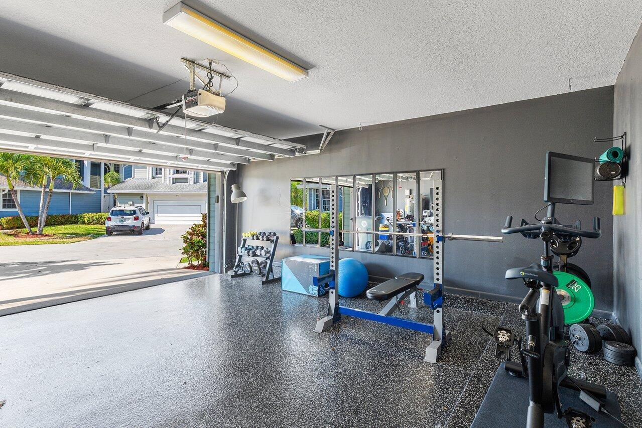 Building Photo - 5120 Coronado Rdg