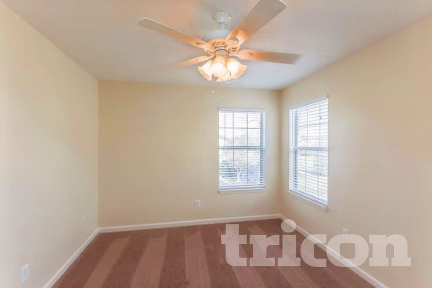 Building Photo - 7016 Penbrook Dr