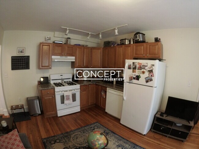 Building Photo - 1615 Commonwealth Ave