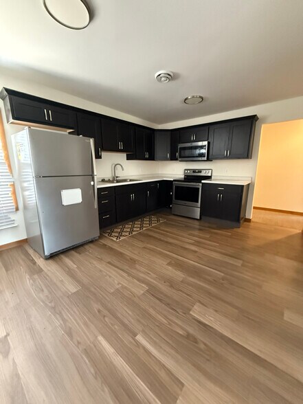 Primary Photo - 901 9th St SW