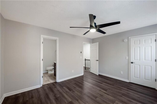 Building Photo - 3517 Kennesaw Station Dr