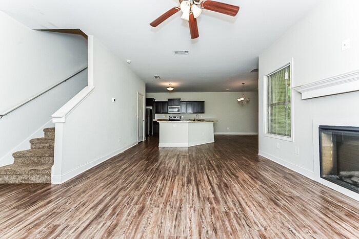 Building Photo - 1020 Allegiance Dr