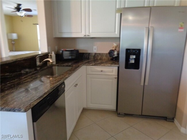 Building Photo - 2127 SW 52nd Ln