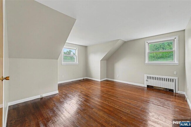 Building Photo - 203 Brinkerhoff St