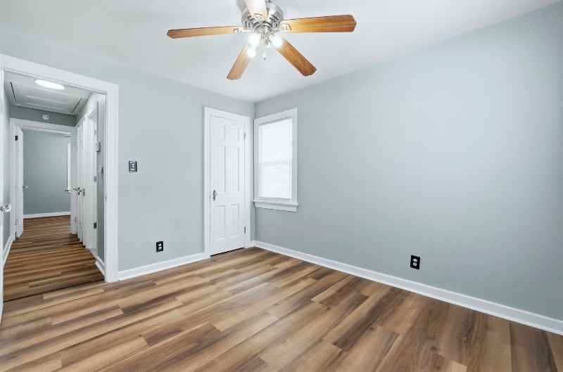 Building Photo - 3405 Lillie St