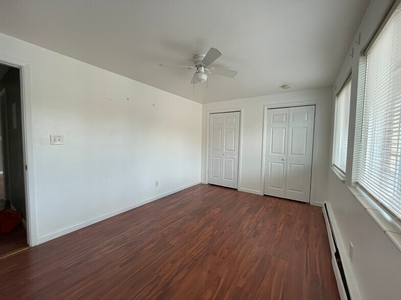 Building Photo - 5359 S Elati St