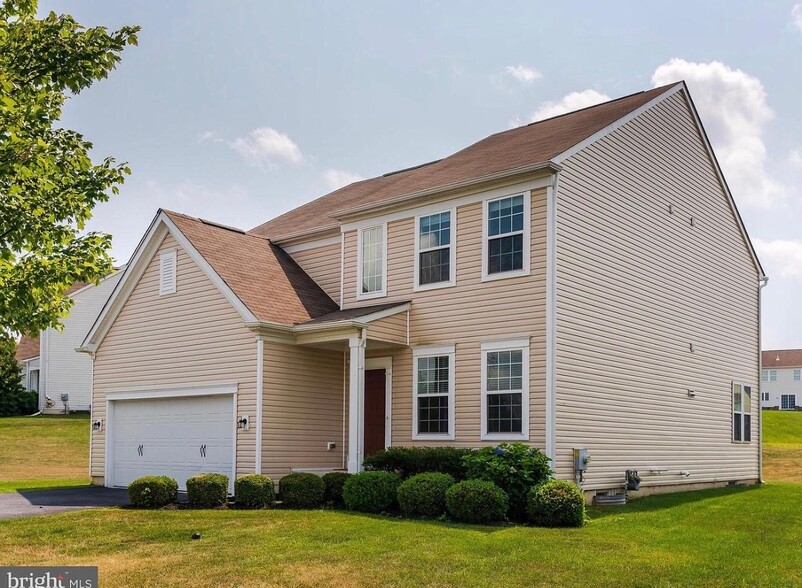 Building Photo - 710 N Haines Cir