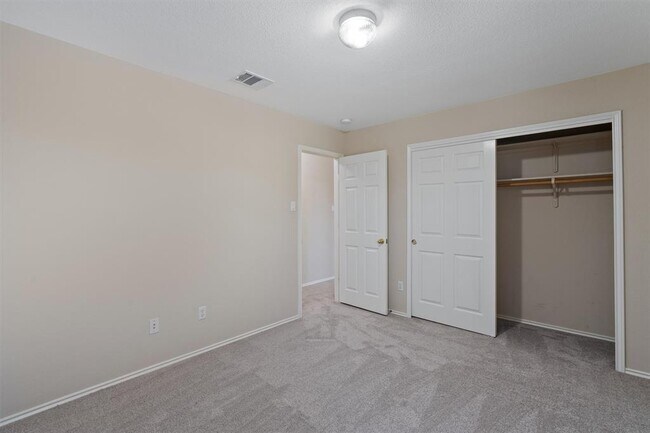 Building Photo - 11117 Los Comancheros Rd