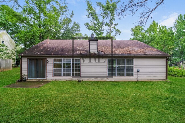 Building Photo - 10858 Morning Dove Dr