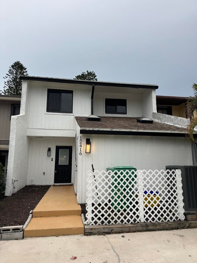 Primary Photo - 12416 Westhampton Cir