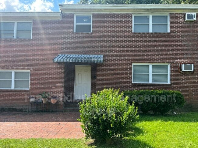 Building Photo - 4133 St Johns Ave