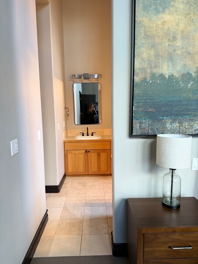 Building Photo - Gorgeous furnishings, Views, Luxury, Deck, Fireplaces, 4 bedroom in Breckenridge. Winter Seasonal...