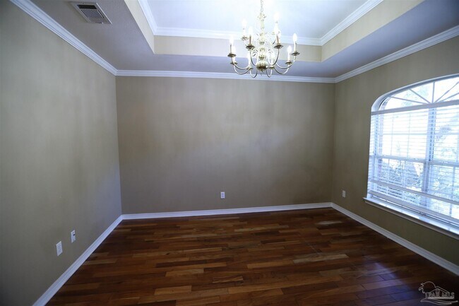Building Photo - 9955 Rail Cir