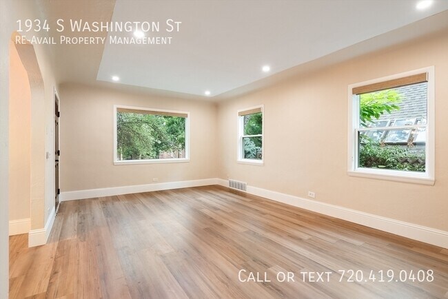 Building Photo - 1934 S Washington St