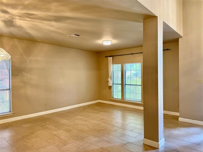 Building Photo - 5817 Taylor Draper Cove