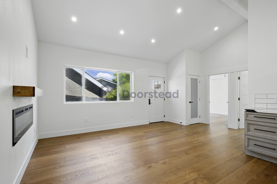 Building Photo - 3012 Pacheco Blvd