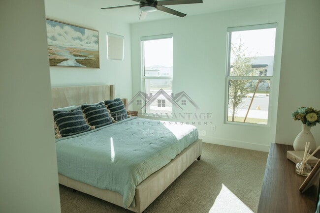 Building Photo - 10262 E Utah Ave