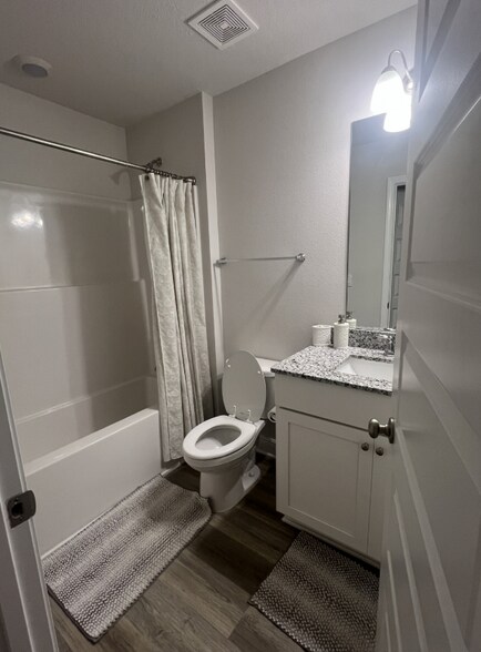 Building Photo - 235 Palmeras Marinas Ln