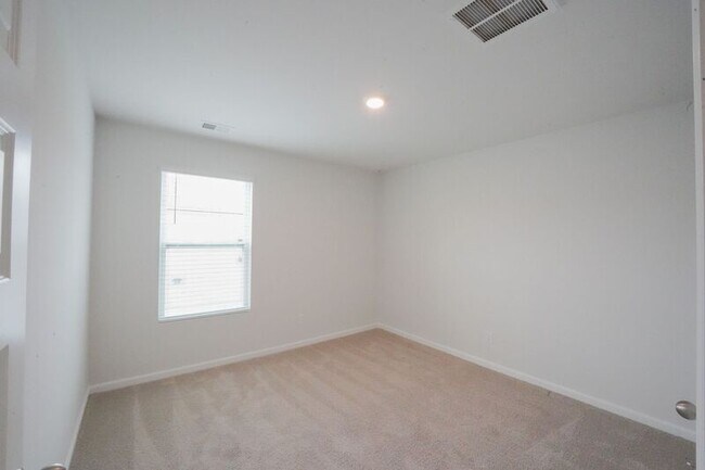 Building Photo - 463 Coconut Dr