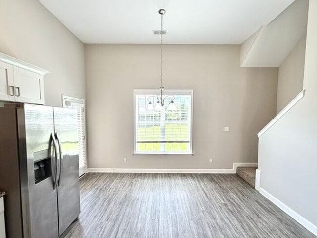Building Photo - Now Leasing in Millington @ Winstone. 5 Bedroom 3 Bath Available Now!