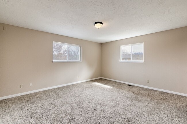 Building Photo - Large home with shop on over 1/2 acre.