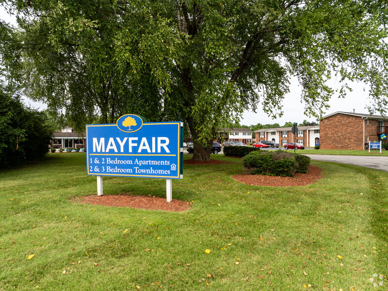 Mayfair - Signage - Mayfair Apartment Homes