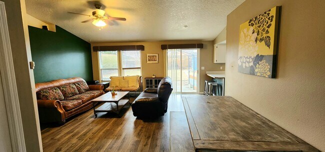 Building Photo - 3654 E Wormwood Ct