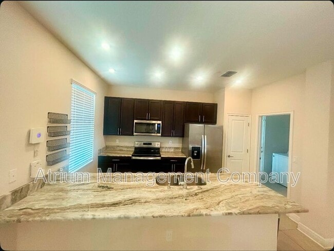 Building Photo - 1750 19th St S