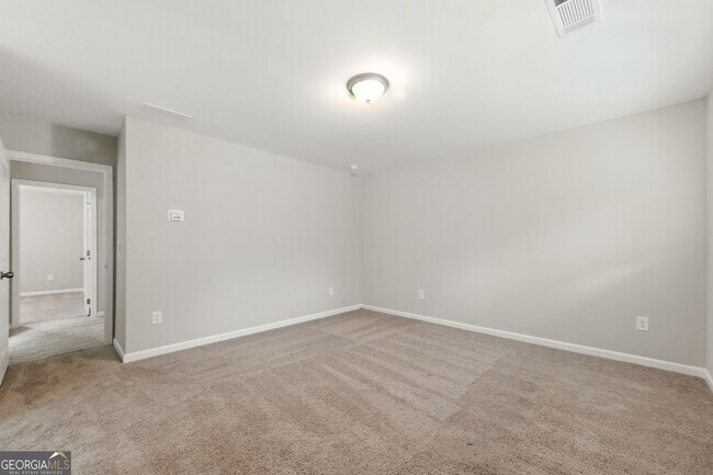 Building Photo - 2017 Oak Park Ln