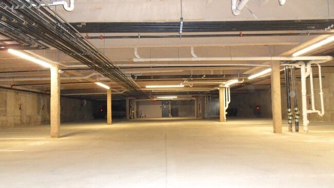 Building Photo - 76 Stonley Rd