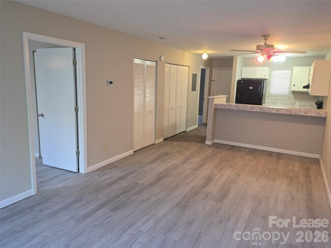 Building Photo - 1652 Eagles Pl