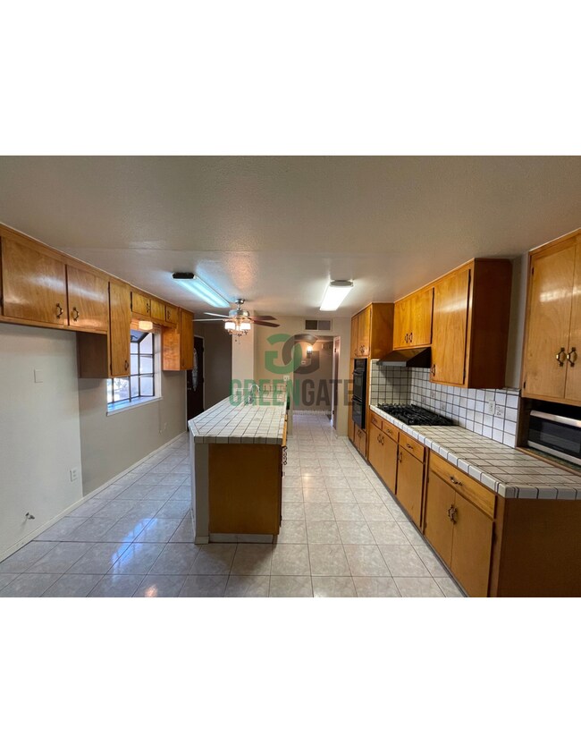 Building Photo - 1708 Castilla Way