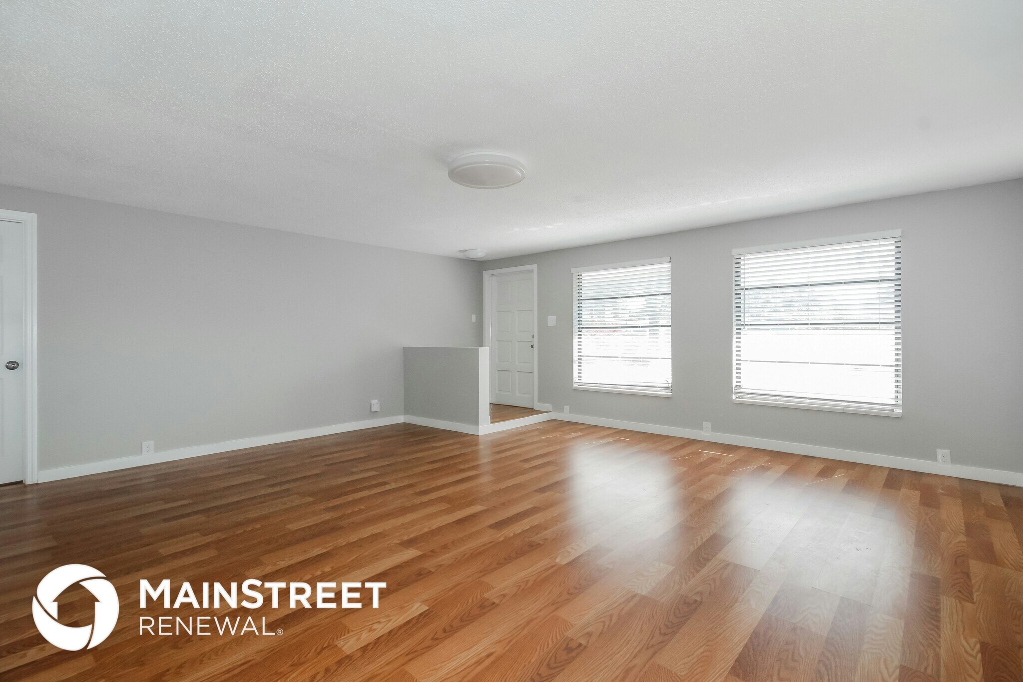 Building Photo - 657 59th St S
