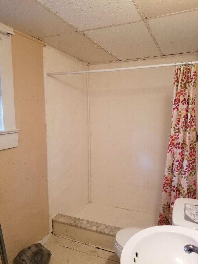 Building Photo - 22 2nd St SW