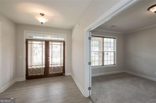 Building Photo - 508 Blackberry Ln