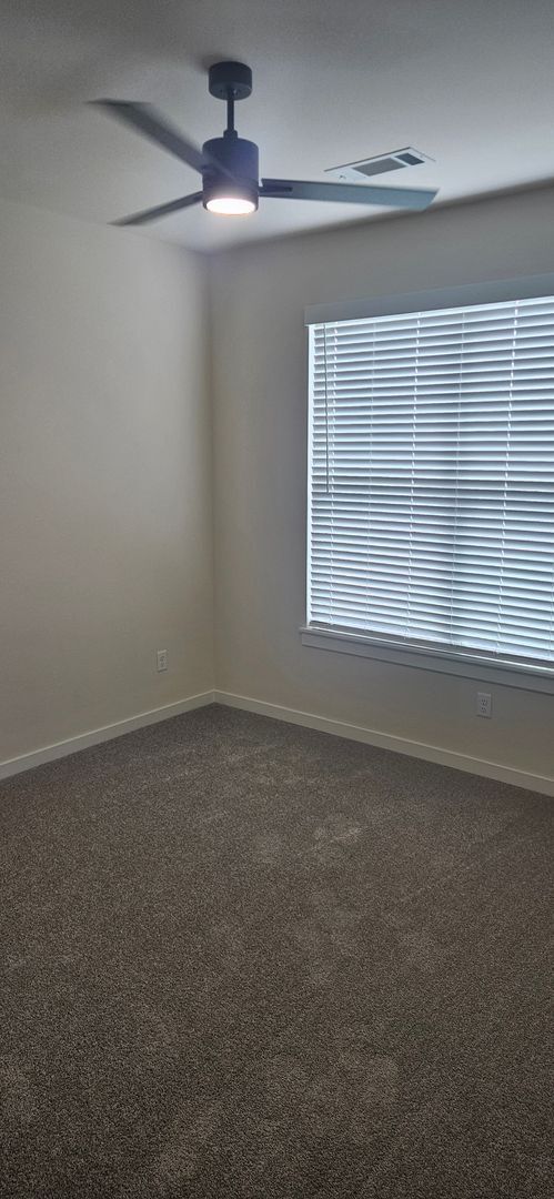 Building Photo - Great Home in Springdale