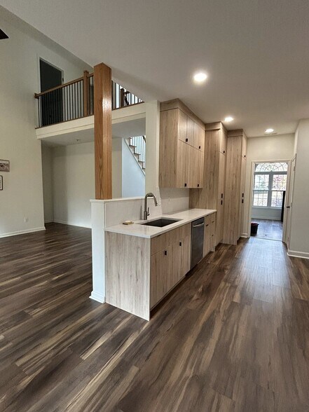 Open Floorplan - 515 Bally Claire Ln