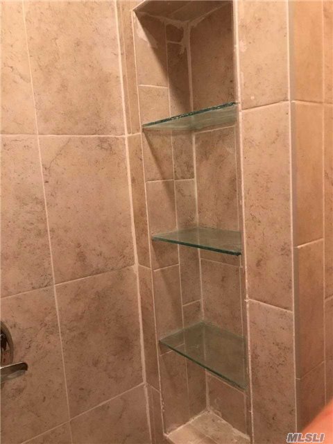 Building Photo - 617 Hudson St