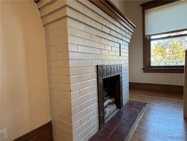 Building Photo - 430 Colvin Ave