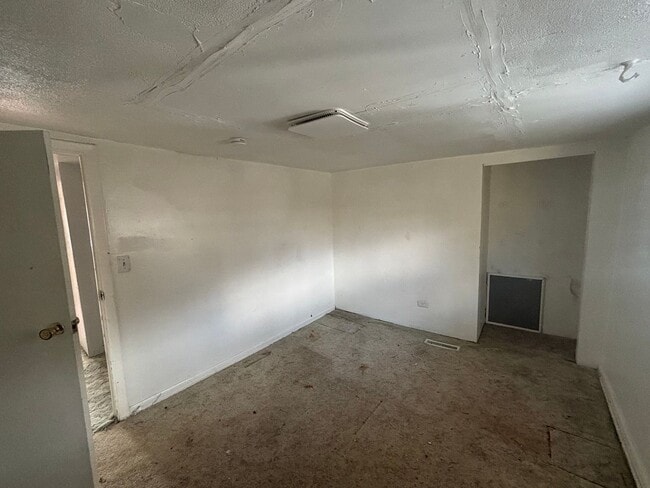 Building Photo - New Year, New Home, $500 Off! This is a Lease-to-Own – Not a typical rental.