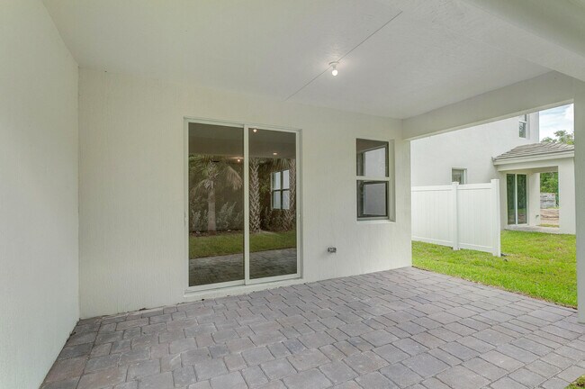 Building Photo - 7188 Trotwood Ln