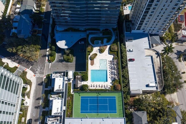 Building Photo - 3101 Bayshore Blvd