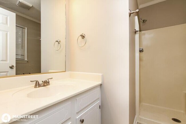 Building Photo - 144 BUFFALOWAY RD, STATESVILLE, NC 28677