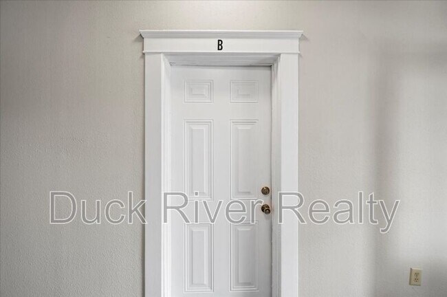 Building Photo - 1603 Highland Ave